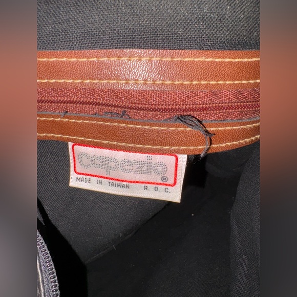 🖤 Vintage 1980s–90s Capezio New York Black Leather Hobo Bag - Picture 12 of 14